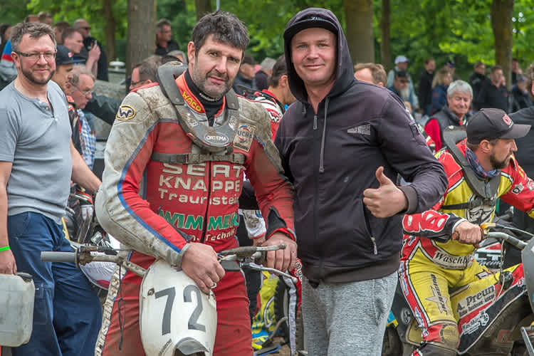 Manfred Knappe (l.) und Stefan Pletschacher an Himmelfahrt in Lüdinghausen