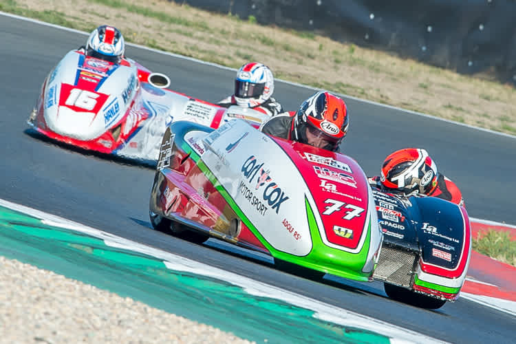 Beim Warm-up führten sie noch: Tim Reeves/Mark Wilkes (77) vor Ben und Tom Birchall (16)