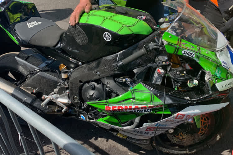 Die Yamaha mit der Nummer 4 war in Oschersleben ziemlich zerstört