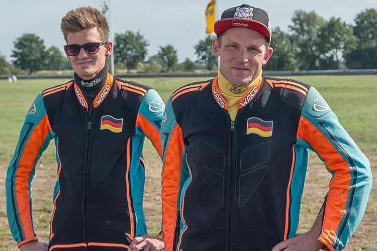 Patrick Zwetsch (r.) und Beifahrer Viktor Caric (l.) haben eine A-Lizenz genommen