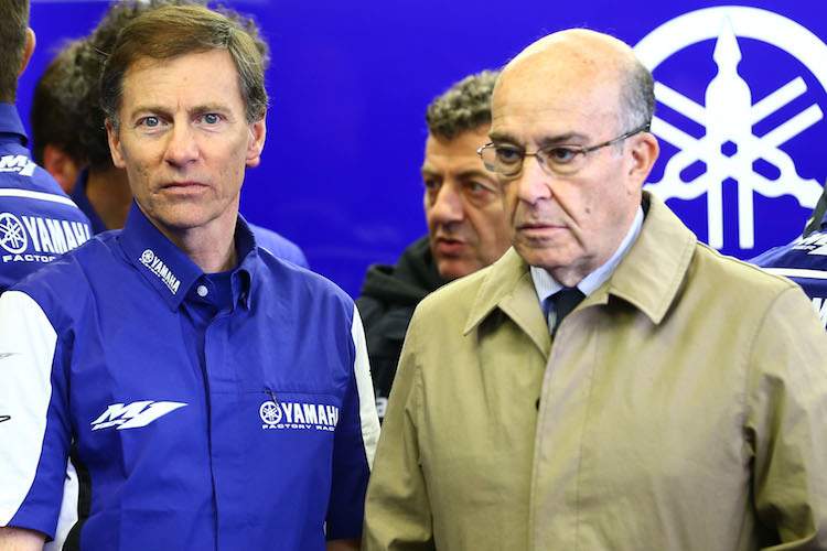 Linn Jarvis (li) macht seinen Einfluss direkt bei Dorna-Boss Carmelo Ezpeleta geltend