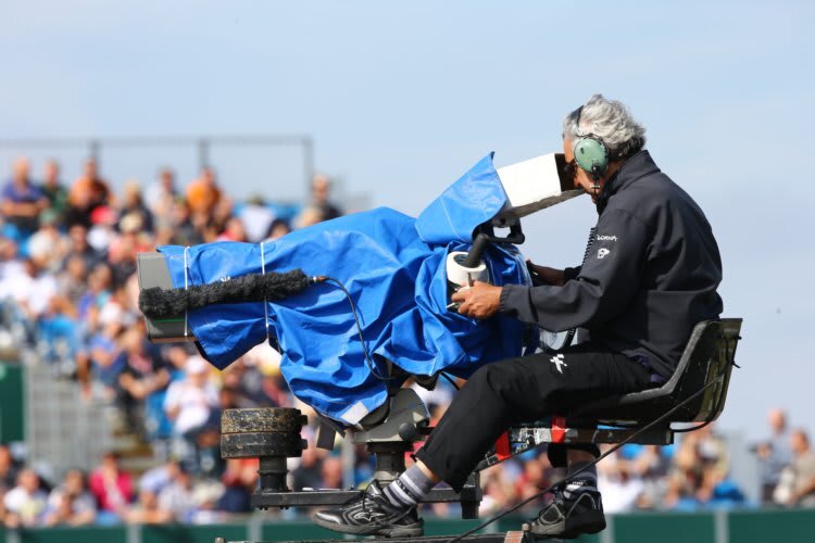 Von der Superbike-WM in Assen wird Eurosport live hauptsächlich auf  Eurosport 2 berichten 