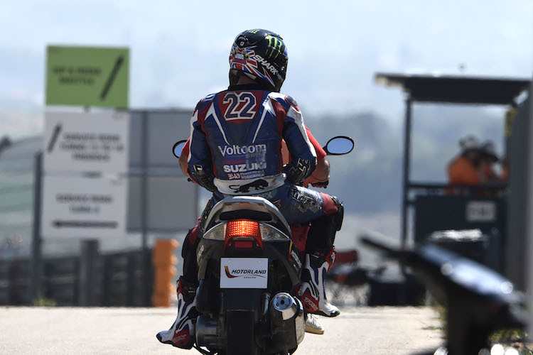 Alex Lowes beendete das Rennwochenende in Aragón auf dem Sozius eines Scootes