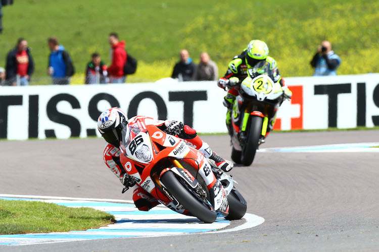 Verkehrte Welt: Evo-Bike (Badovini/86) vor Superbike (Elias/24) 