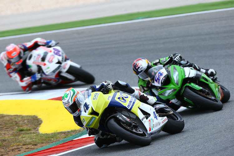 Jack Kennedy (4) kämpfte in Portimao erstmals mit Kenan Sofuoglu und Michael van der Mark