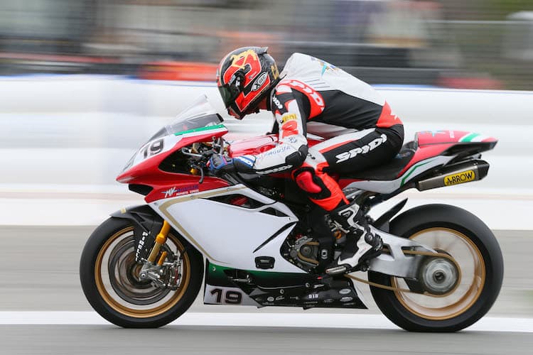 Leon Camier: Aller Anfang ist schwer in Laguna Seca und mit der MV Agusta