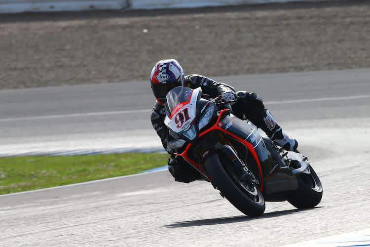 Leon Haslam fand sich mit der Aprilia RSV4 schnell zurecht