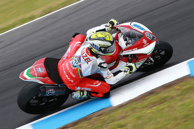 Jules Cluzel gilt mit der MV Agusta F3 als Mitfavorit auf den WM-Titel 2015