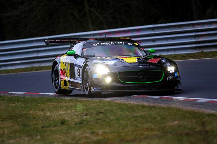 Übernacht auf der Pole-Position: Der Haribo Racing Team SLS