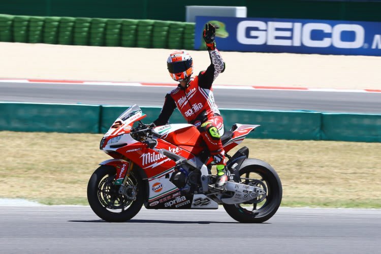 Lorenzo Savadori in Misano: Platz 6 als bestes Finish