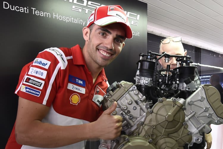 Michele Pirro mit dem neuen Ducati V4