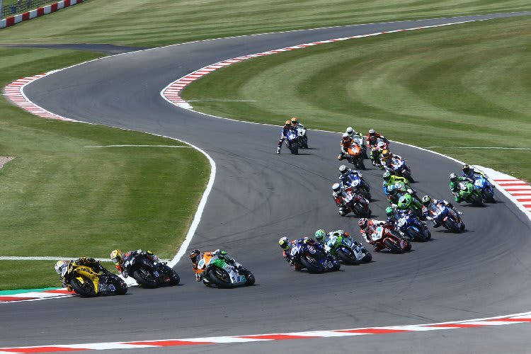 Die Rennstrecke in Donington ist vielseitig