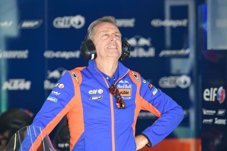 Hervé Poncharal blickt nach vorne