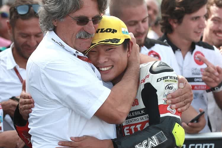 Paolo Simoncelli mit seinem Schützling und Misano-Sieger Tatsuki Suzuki