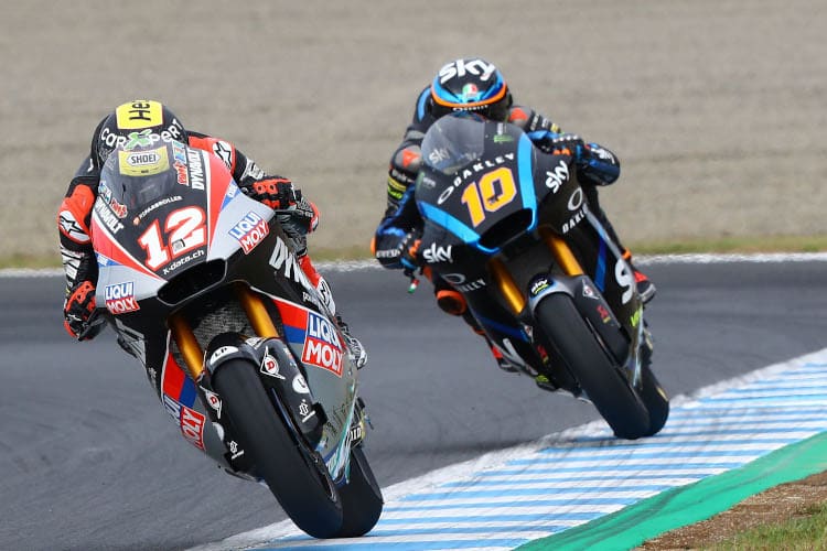 Tom Lüthi lag in der vorletzten Runde noch vor Luca Marini