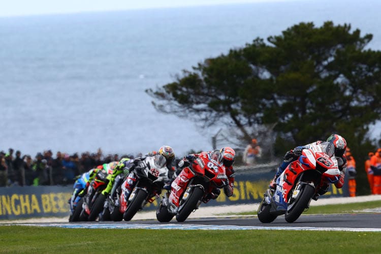 Francesco Bagnaia vor Andrea Dovizioso, Jack Miller und Andrea Iannone