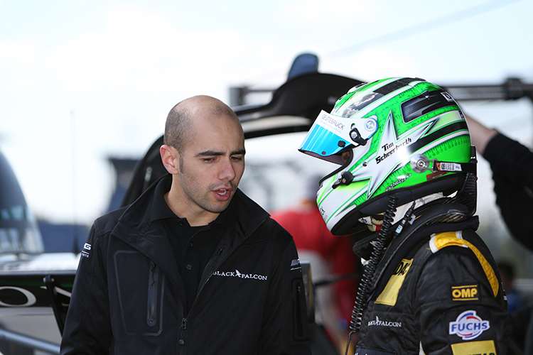 Adam Christodoulou (li.) tritt schon seit Jahren in der VLN und beim 24h Rennen an