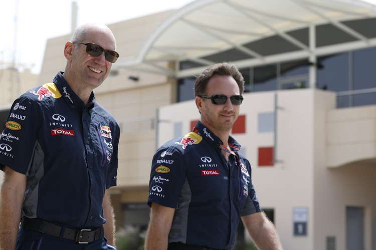 Starker Auftritt von Red Bull Racing: Christian Horner (r.) darf sich über die Anwesenheit von Konstruktions-Genie Adrian Newey freuen