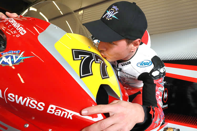 Domi Aegerter ist verliebt in seine MV Agusta 