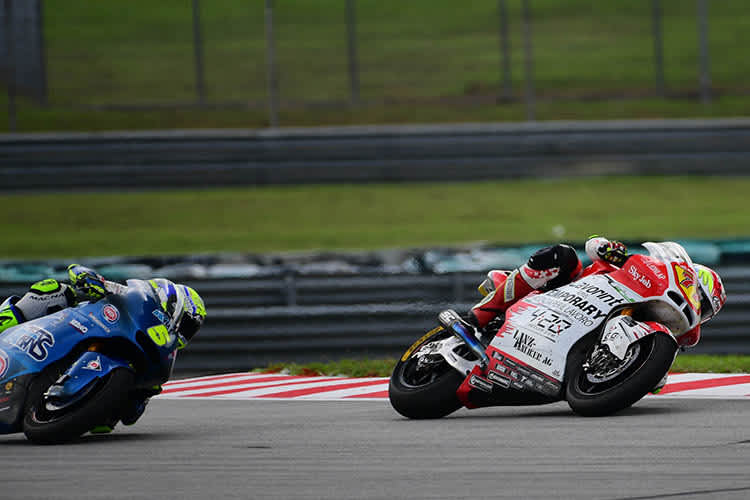 Zweikampf: Aegerter (77) hielt Locatelli (5) hinter sich