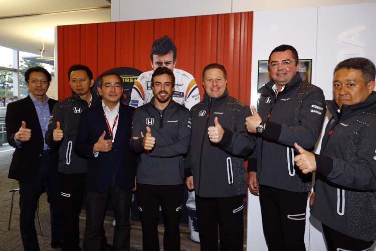 Fernando Alonso freut sich: Start beim Indy 500