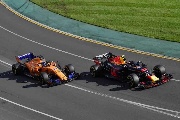 Fernando Alonso und Max Verstappen