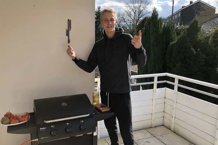 Florian Alt trainiert Koch-Skills