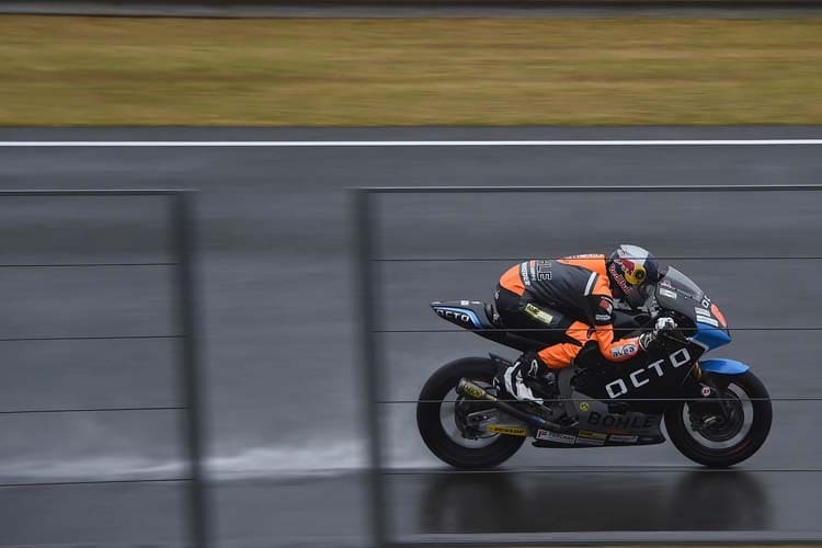 Florian Alt auf seiner Suter