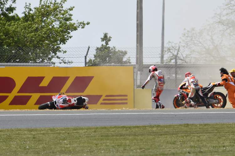 Andrea Dovizioso und Marc Márquez stürzten gleichzeitig