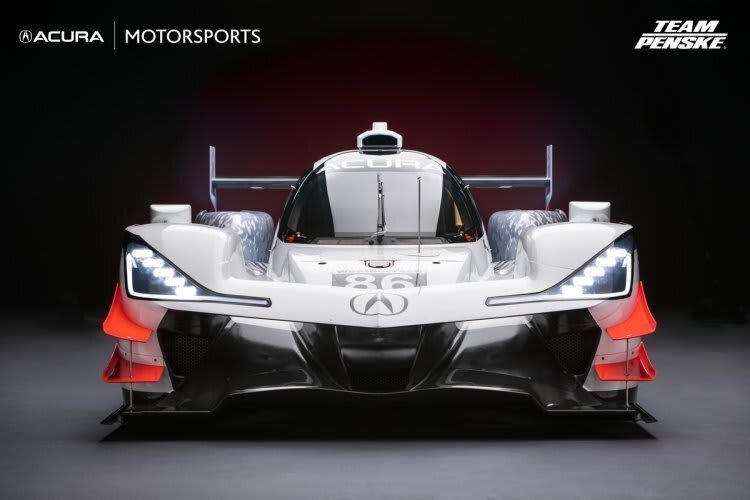 Breiter Flügel in der Front des Acura ARX-05