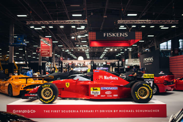 Der in Paris bei der Rétromobile ausgestellte Ferrari, den Michael Schumacher getestet hat