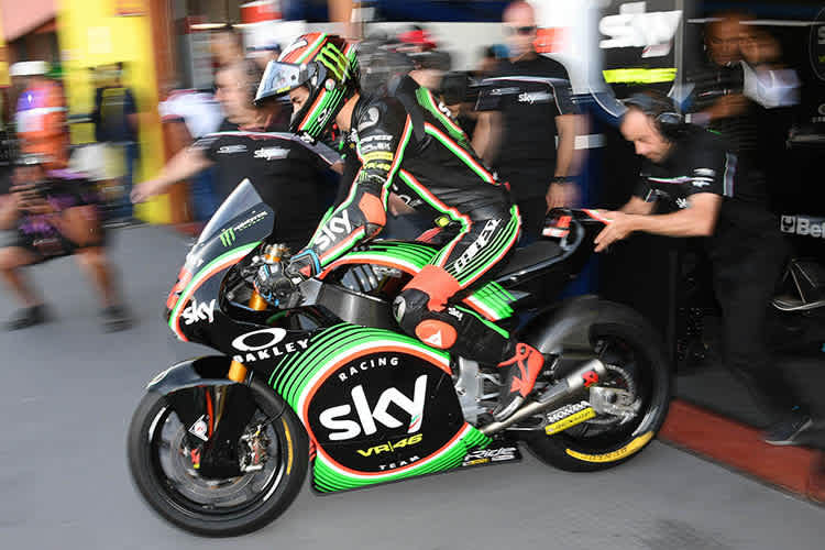 Francesco Bagnaias Kalex erstrahl in den Farben Italiens