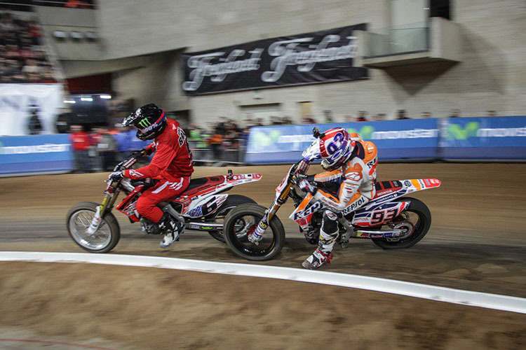 Brad Baker verteidigte Platz 1 gegen Marc Márquez