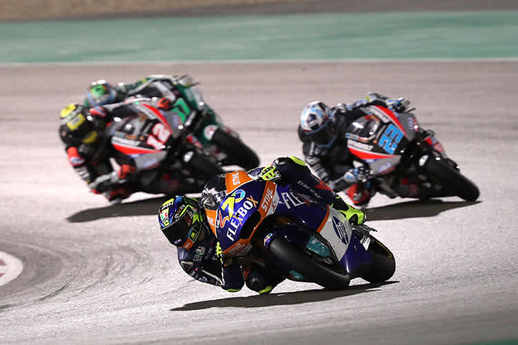 Rennen in Katar: Sieger Baldassarri vor den drei Kalex-Kollegen Schrötter, Lüthi und Gardner 