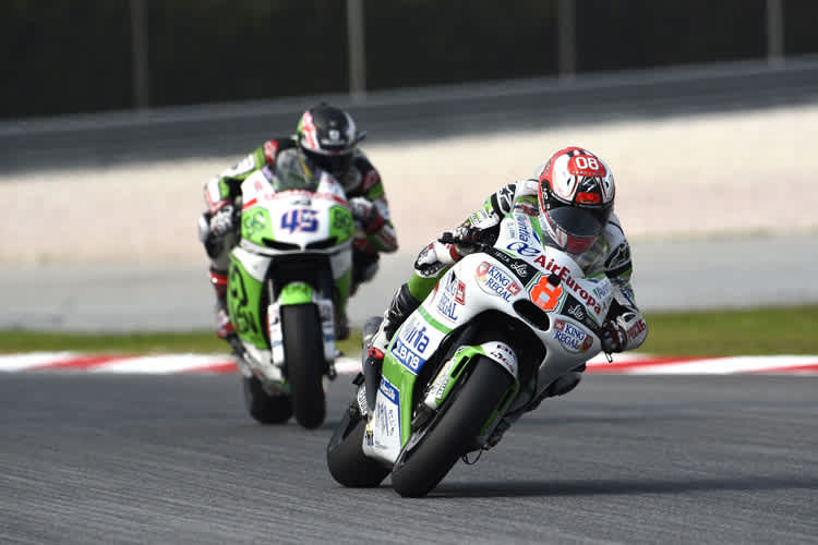 Hector Barbera vor Scott Redding