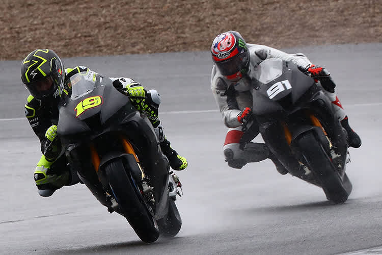 Alvaro Bautista (li.) und Leon Haslam