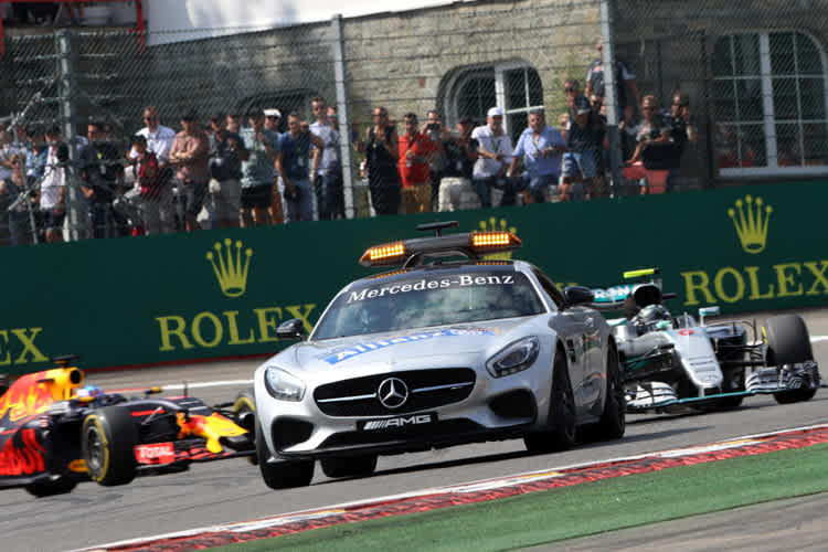 Bernd Mayländer beim jüngsten Einsatz in Belgien