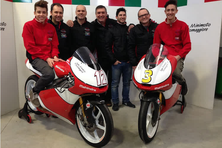 Marco Bezzecchi (links) fährt statt Rookie Stefano Manzi den Katar-GP für das Team Italia