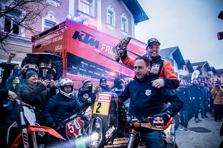 Matthias Walkner feierte mit mehr als 1200 Fans in Kuchl