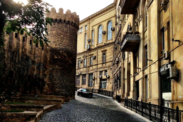 So sieht die Passage eingangs Altstadt aus ohne Formel 1