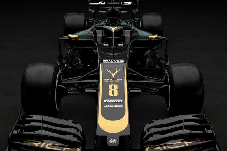 Das weckt Erinnerungen an den tollen John Player Special-Lotus der 70er und 80er Jahre