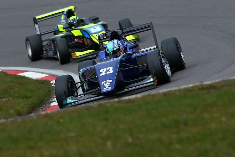 Billy Monger feierte auf dem Oulton Park Circuit ein gelungenes Comeback