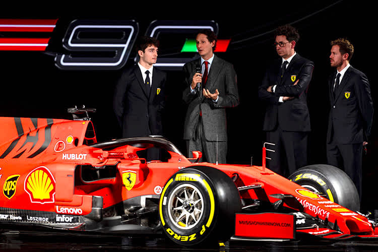 Charles Leclerc, Ferrari-Chef John Elkann, Mattia Binotto, Sebastian Vettel