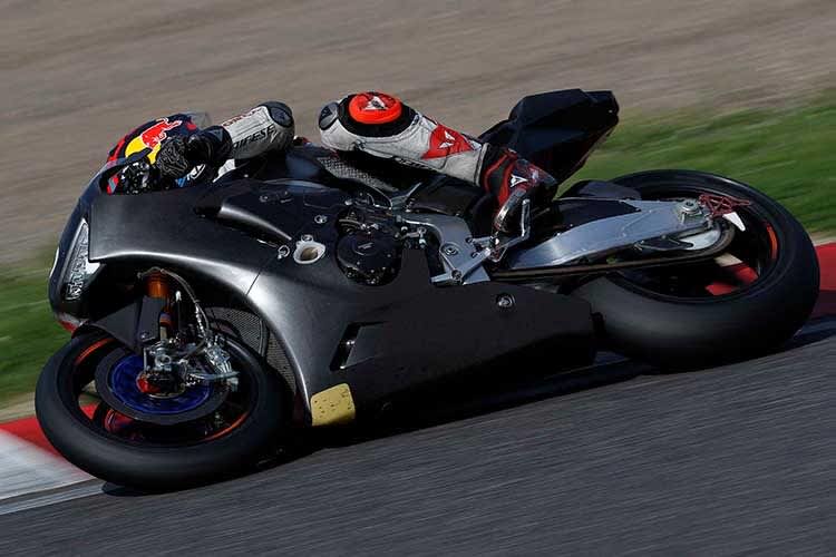 Stefan Bradl beim 8h-Test im Juni auf der Honda Fireblade