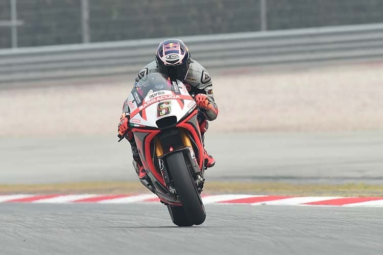 Stefan Bradl auf der Werks-Aprilia in Sepang