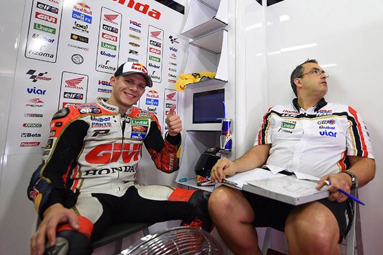Stefan Bradl mit Crew-Chief Christophe «Beefy» Bourguignon