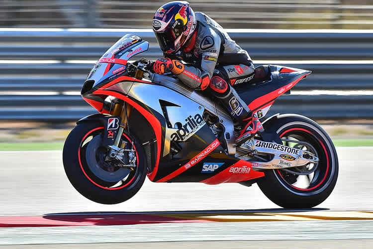 Stefan Bradl auf der Werks-Aprilia in Aragón