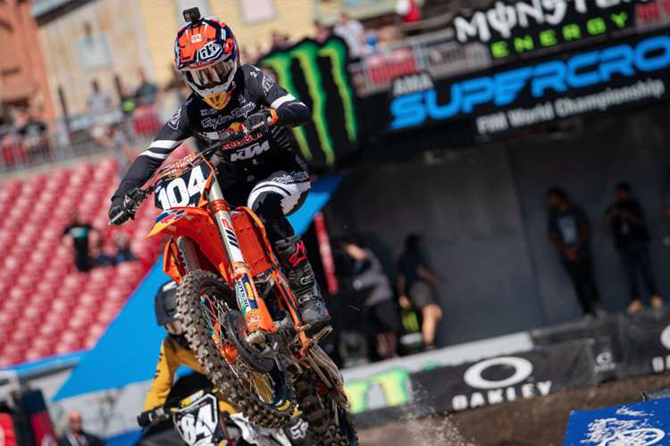 Brian Moreau zog sich in Tampa schwere Verletzungen an der Halswirbelsäule zu