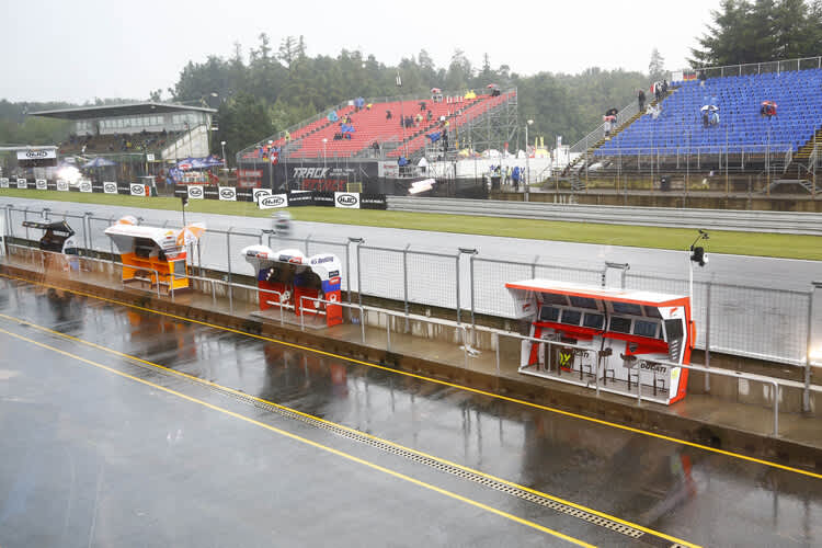 Das nasse Moto3-Warm-up in Brünn