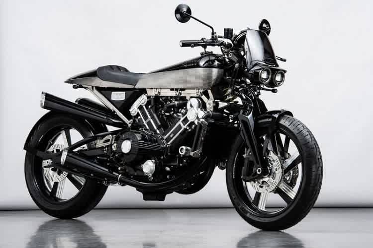 Brough Superior Anniversary: Ruhmreicher Name, den jeder kennt und der trotzdem nur auf wenigen Motorrädern zu lesen ist